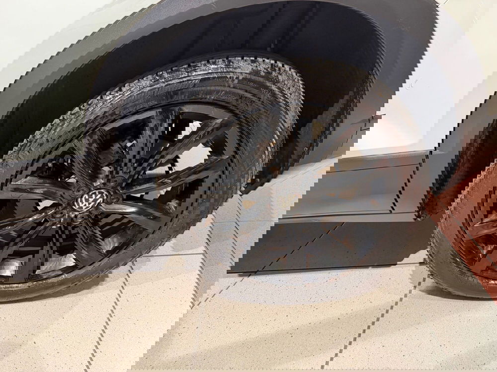 Volkswagen T-Roc usata a Genova (14)