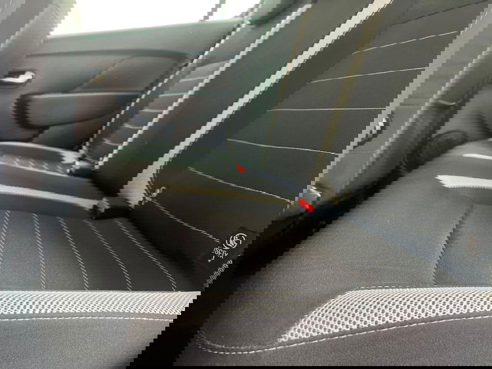 Dacia Sandero usata a Roma (14)