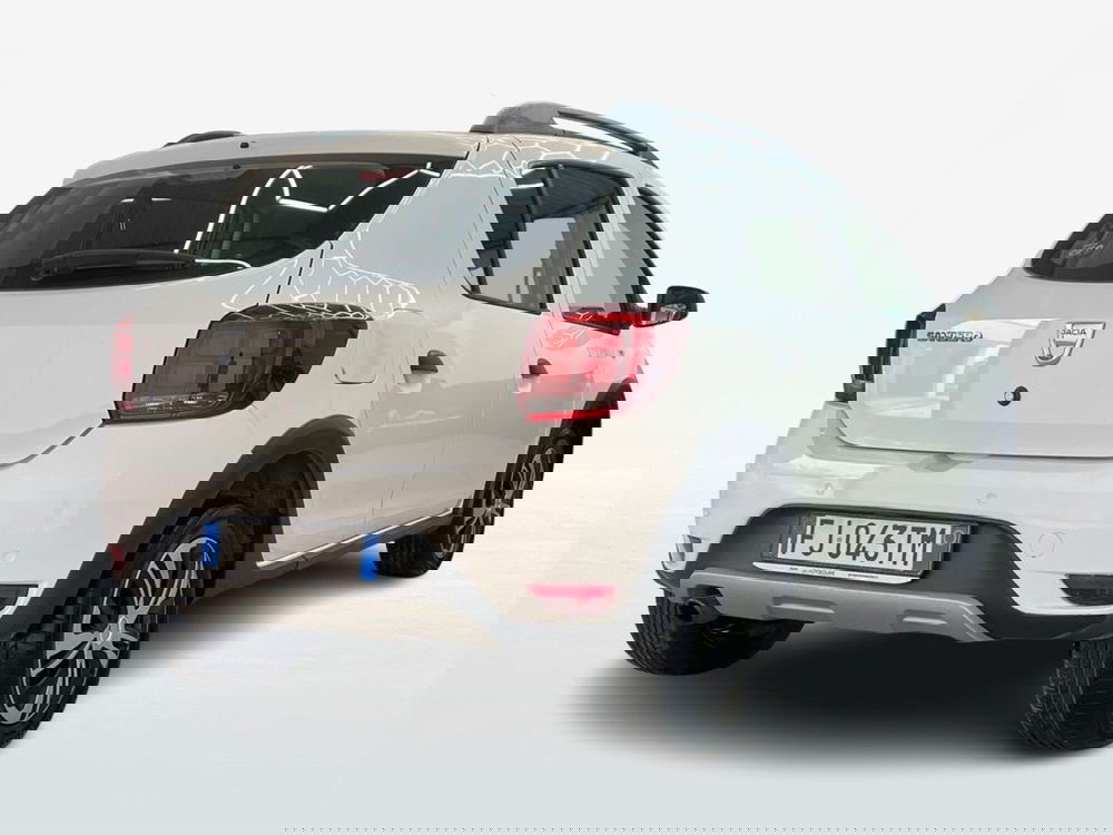 Dacia Sandero usata a Roma (2)