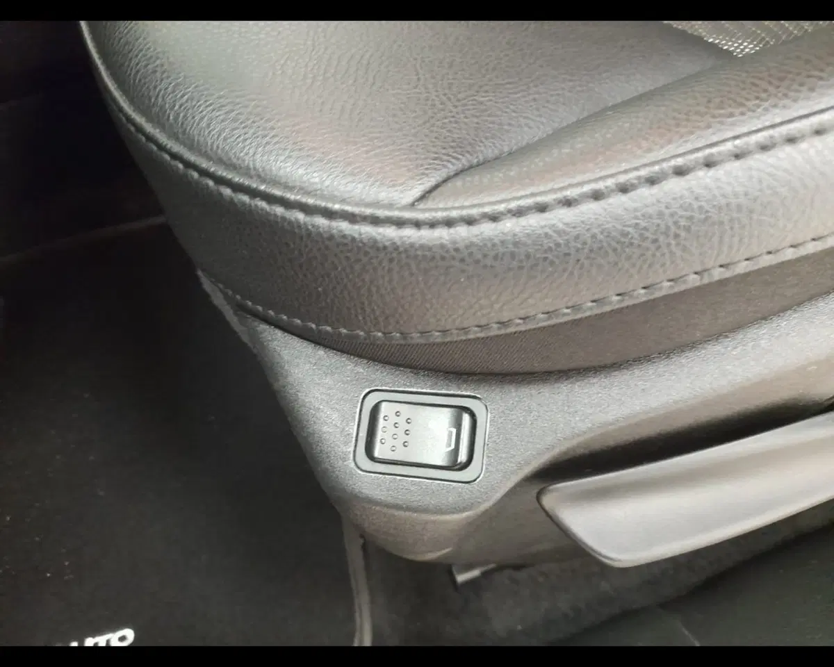 Jeep Compass usata a Alessandria (17)