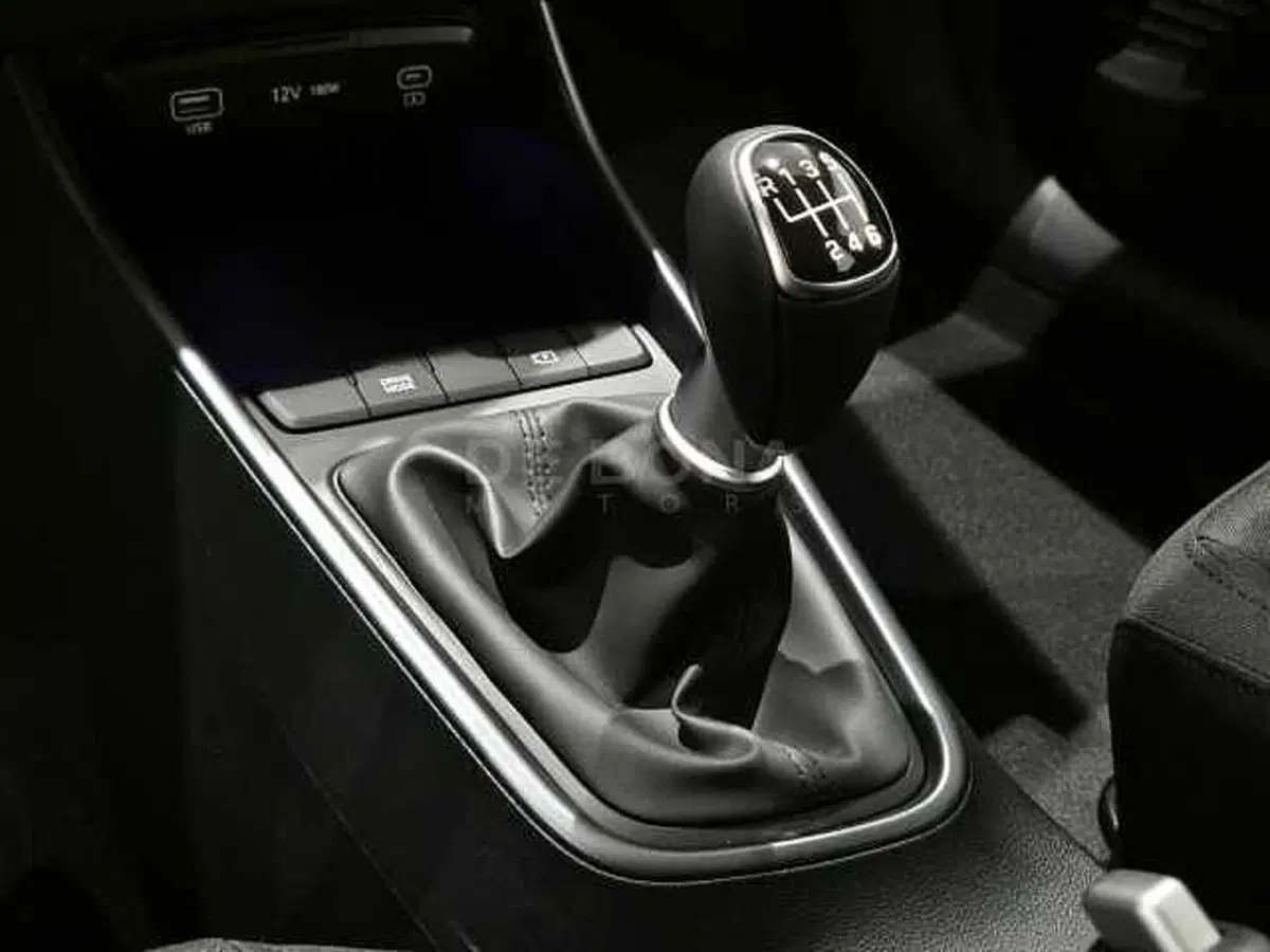 Hyundai Bayon nuova a Vicenza (12)