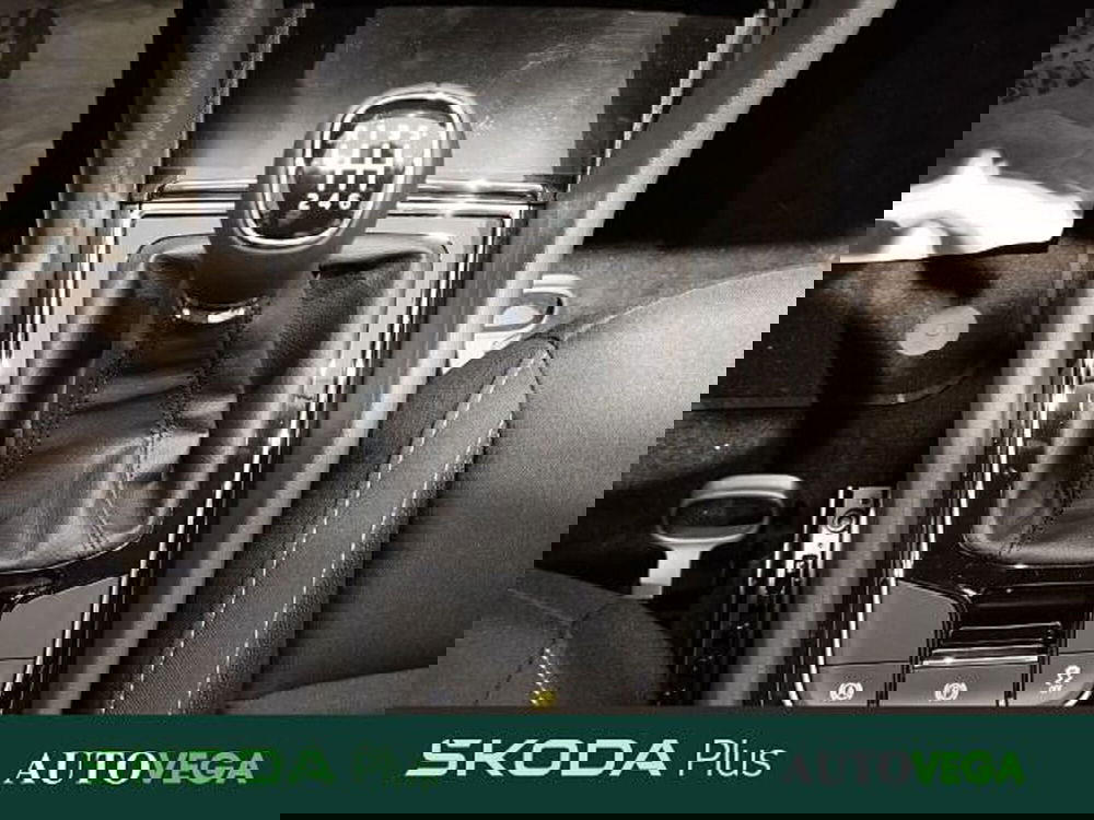 Skoda Karoq nuova a Vicenza (8)