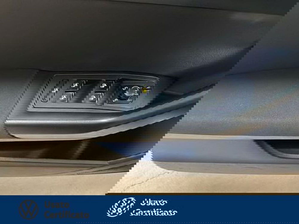 Volkswagen T-Roc usata a Vicenza (16)