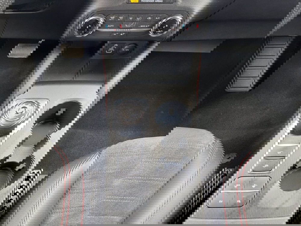 Ford Kuga usata a Milano (15)