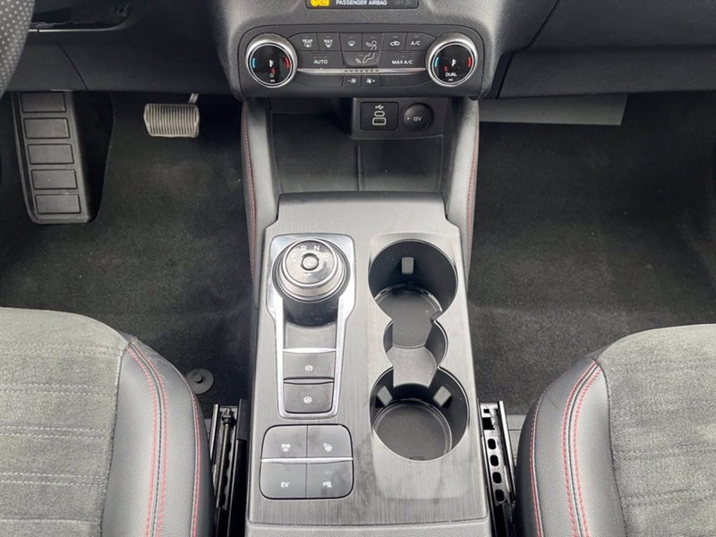 Ford Kuga usata a Milano (15)