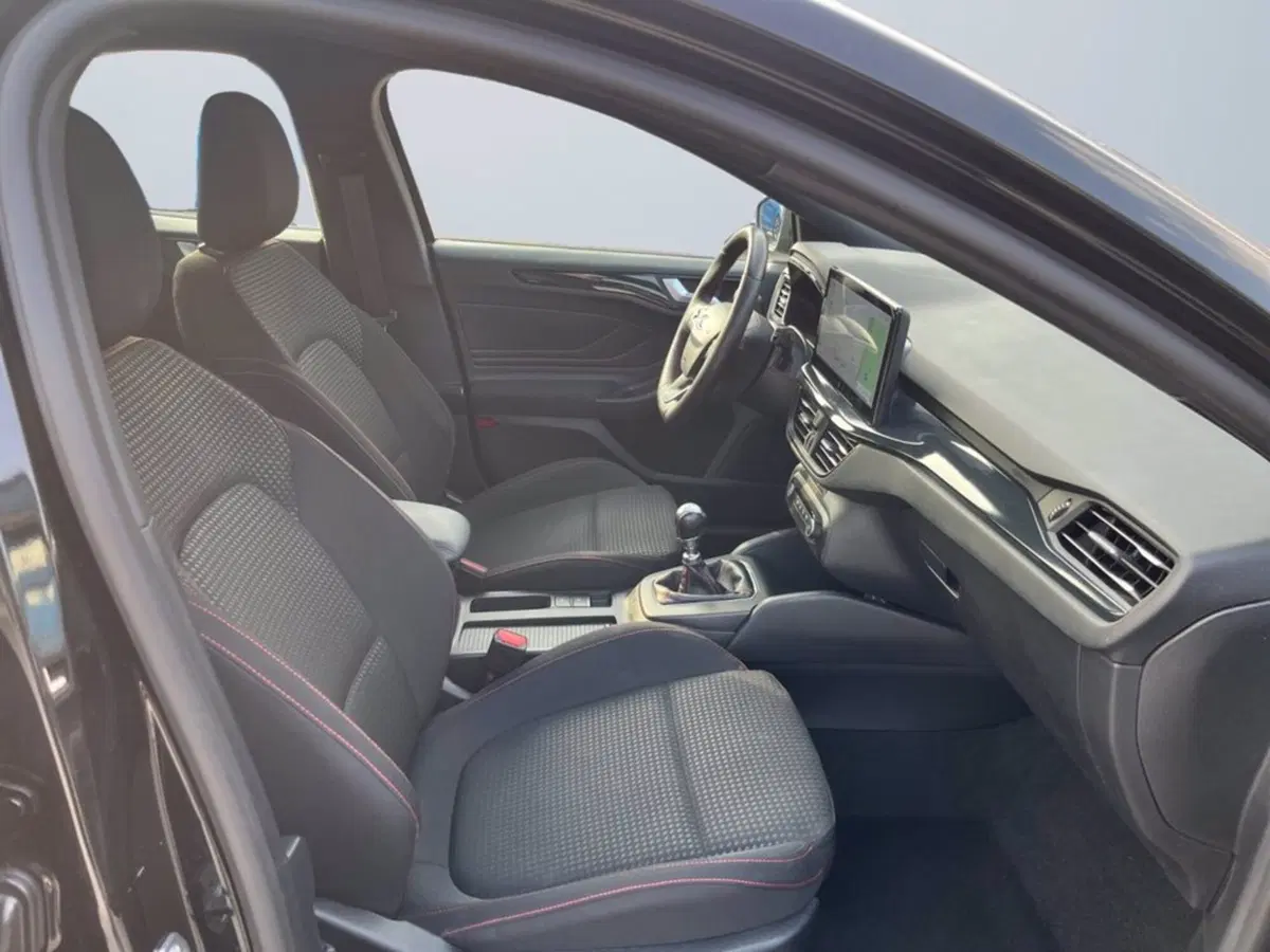 Ford Focus Station Wagon usata a Milano (11)