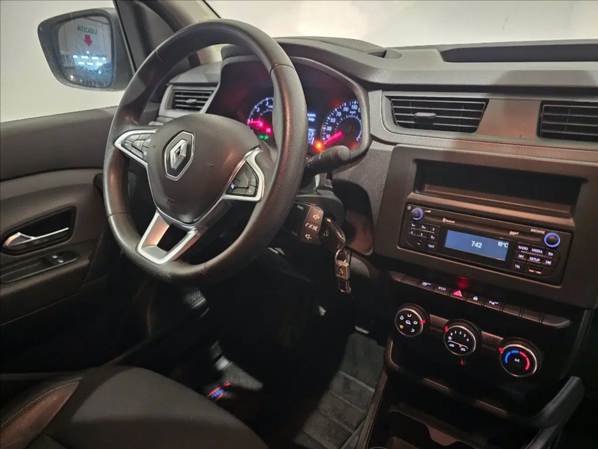 Renault Express usata a Palermo (11)