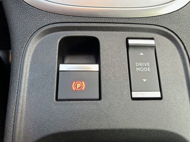 Jeep Avenger usata a Potenza (16)