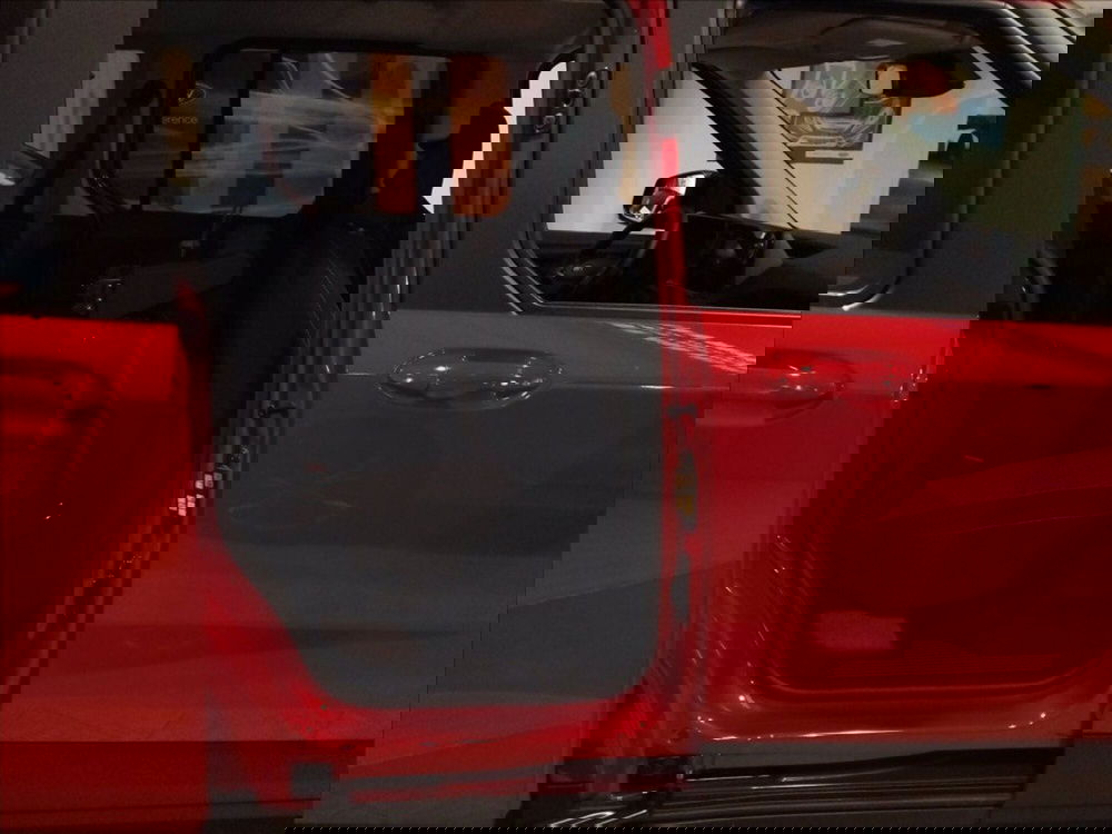 Ford Tourneo Courier nuova a Milano (10)