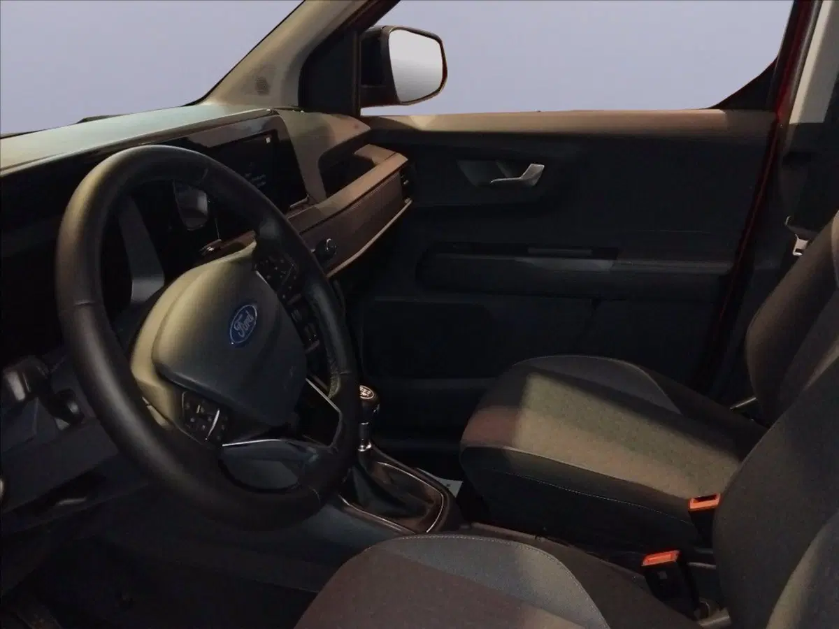 Ford Tourneo Courier nuova a Milano (11)