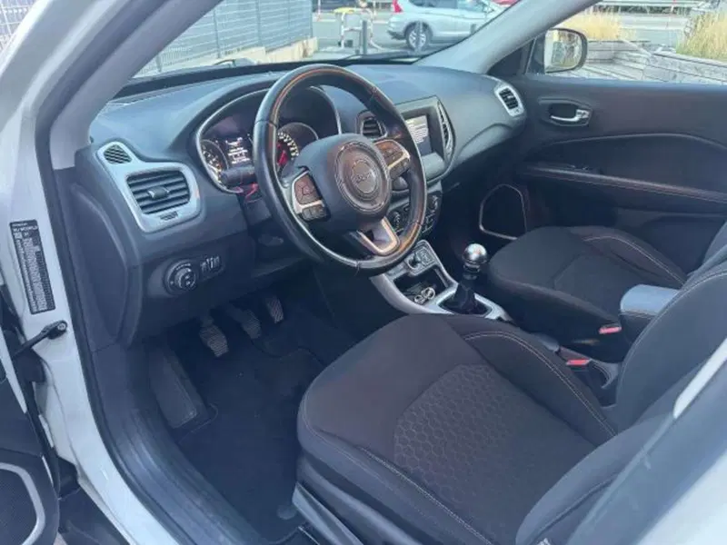 Jeep Compass usata a Savona (11)