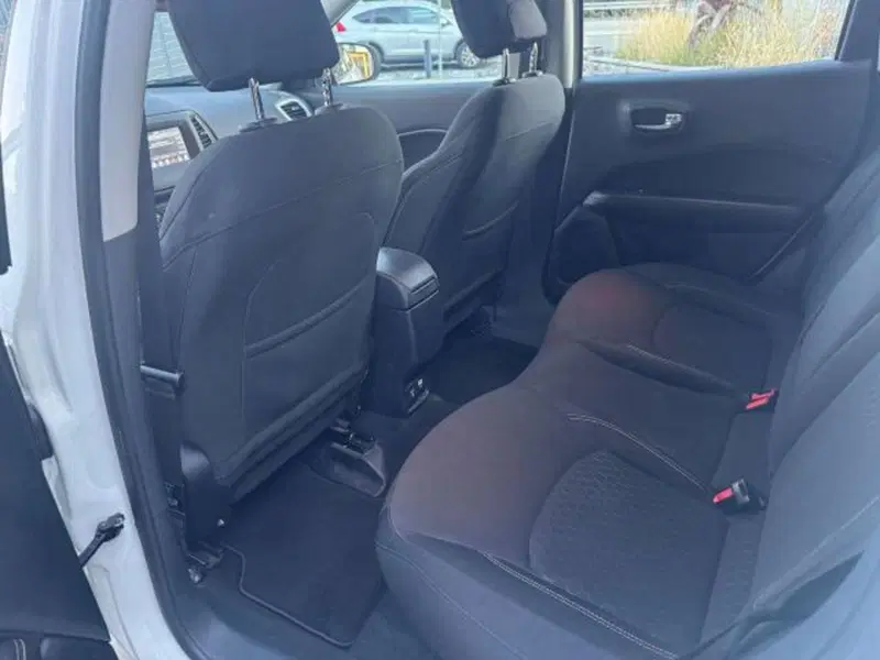 Jeep Compass usata a Savona (12)
