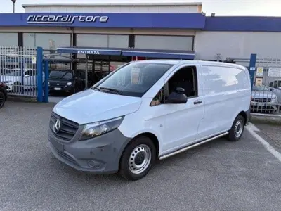 Mercedes-Benz Vito 1.7 114 CDI PL Mixto Extra-Long del 2020 usata a Abbiategrasso