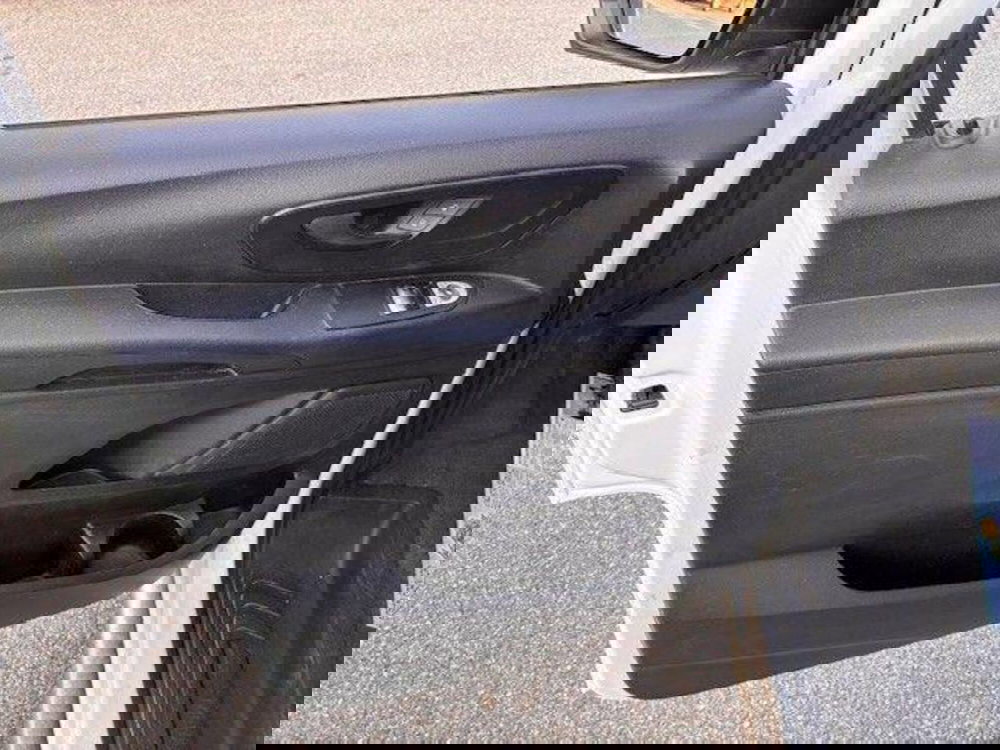 Mercedes-Benz Vito usata a Milano (10)