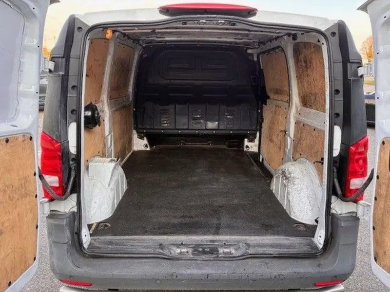 Mercedes-Benz Vito usata a Milano (6)