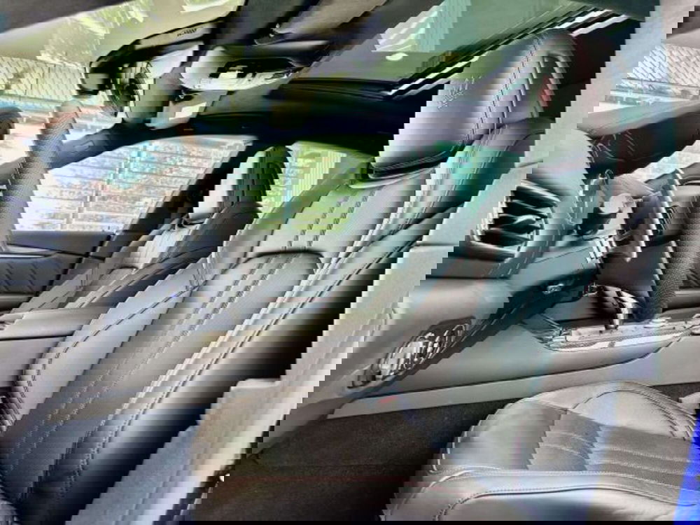 Maserati Levante usata a Torino (10)