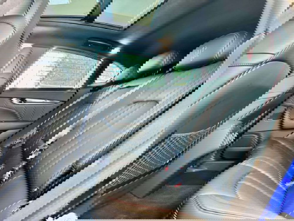 Maserati Levante usata a Torino (11)