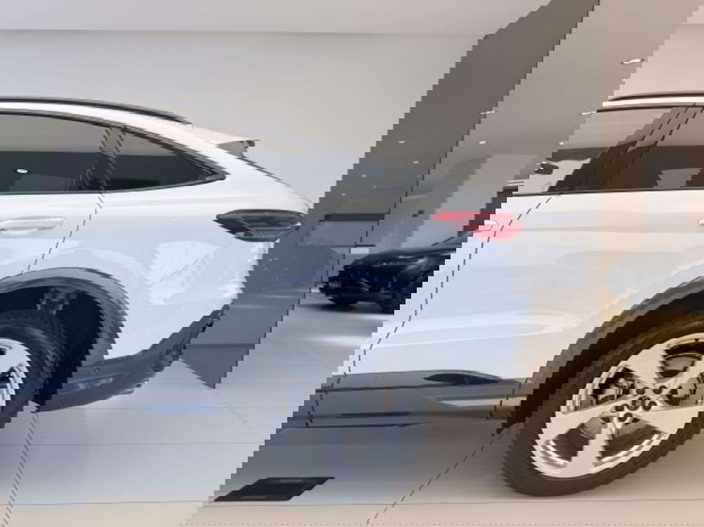 Audi Q5 Sportback nuova a Torino (11)