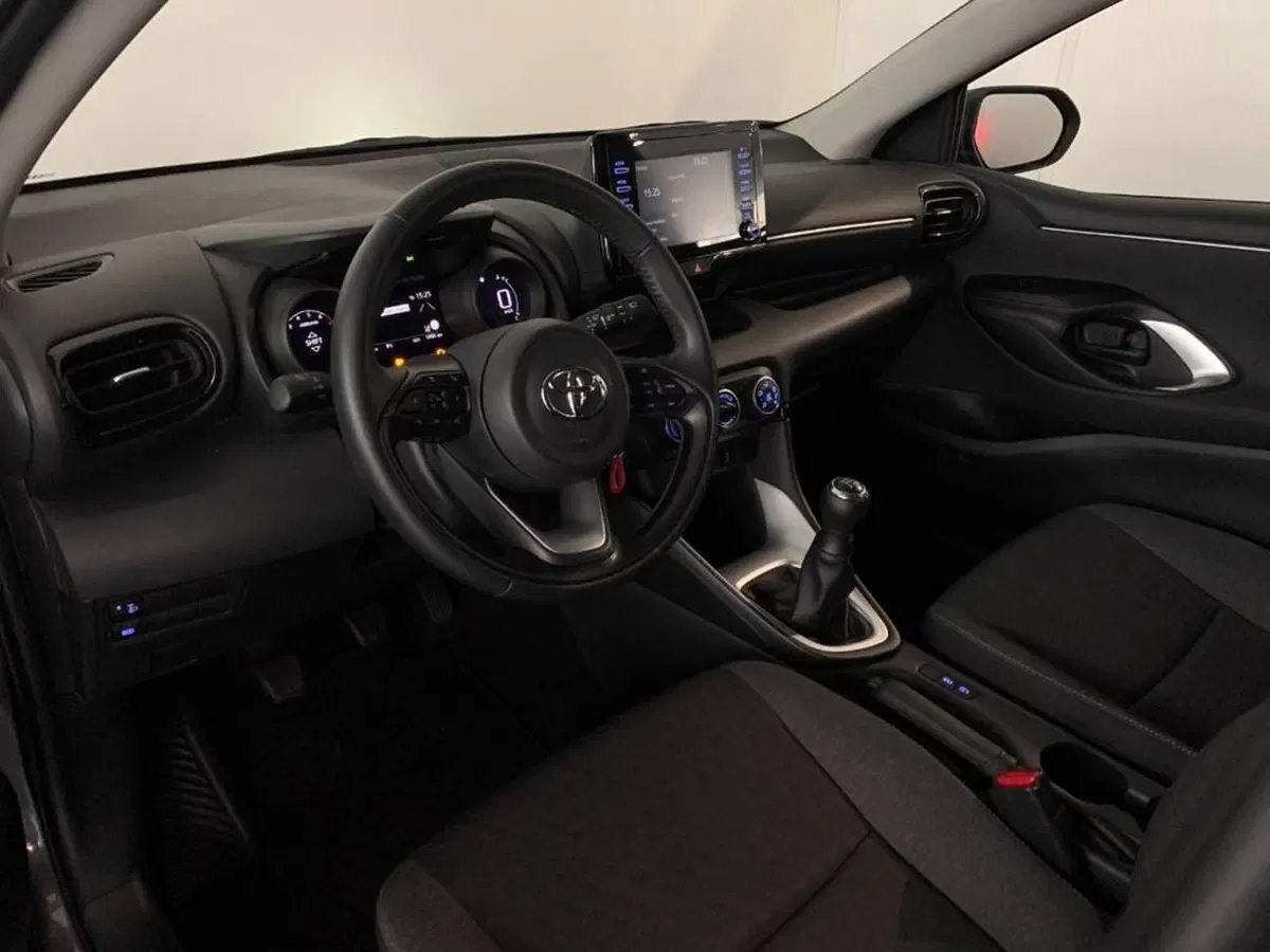 Toyota Yaris usata a Torino (11)