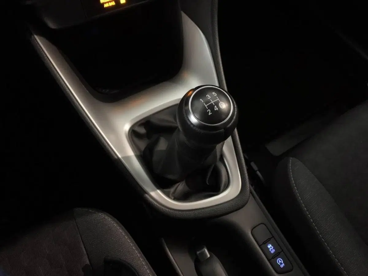 Toyota Yaris usata a Torino (7)