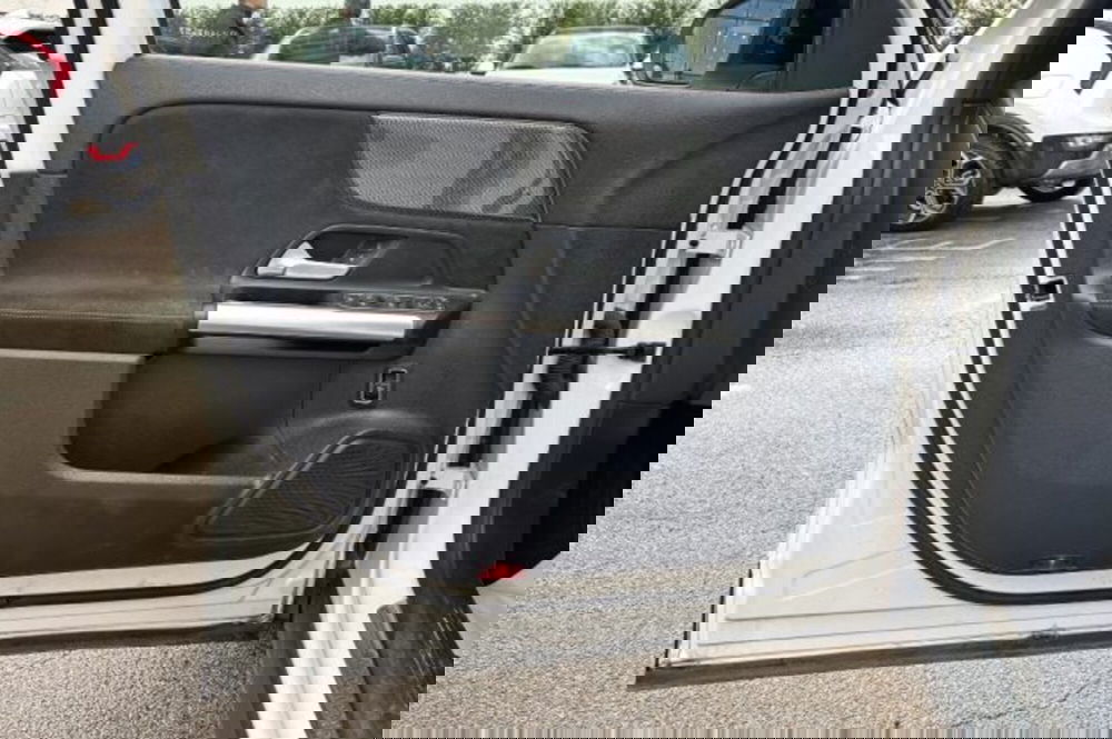 Mercedes-Benz GLA SUV usata a Latina (11)