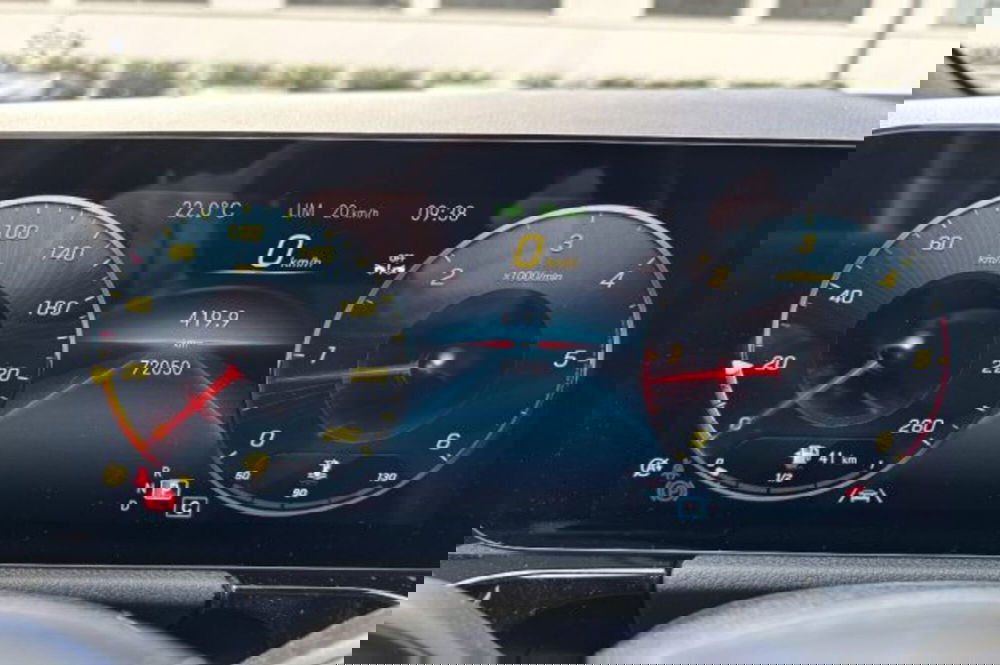 Mercedes-Benz GLA SUV usata a Latina (12)