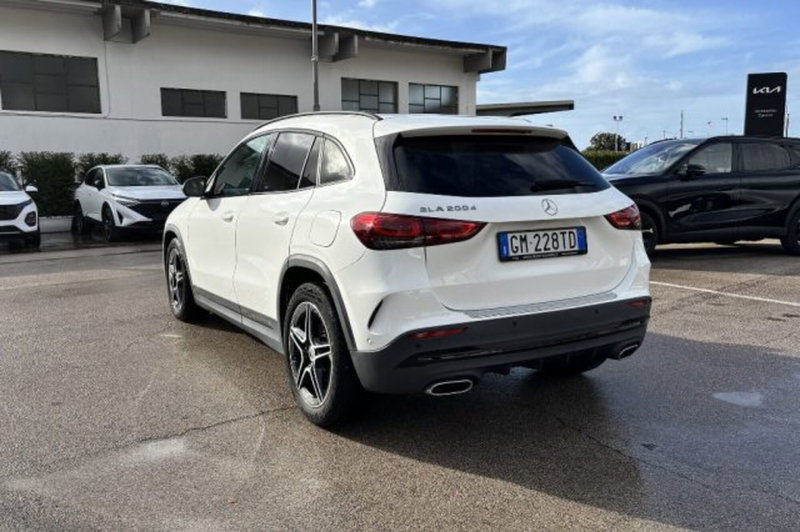 Mercedes-Benz GLA SUV usata a Latina (5)