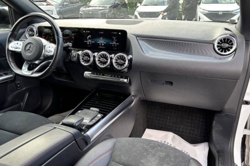 Mercedes-Benz GLA SUV usata a Latina (8)