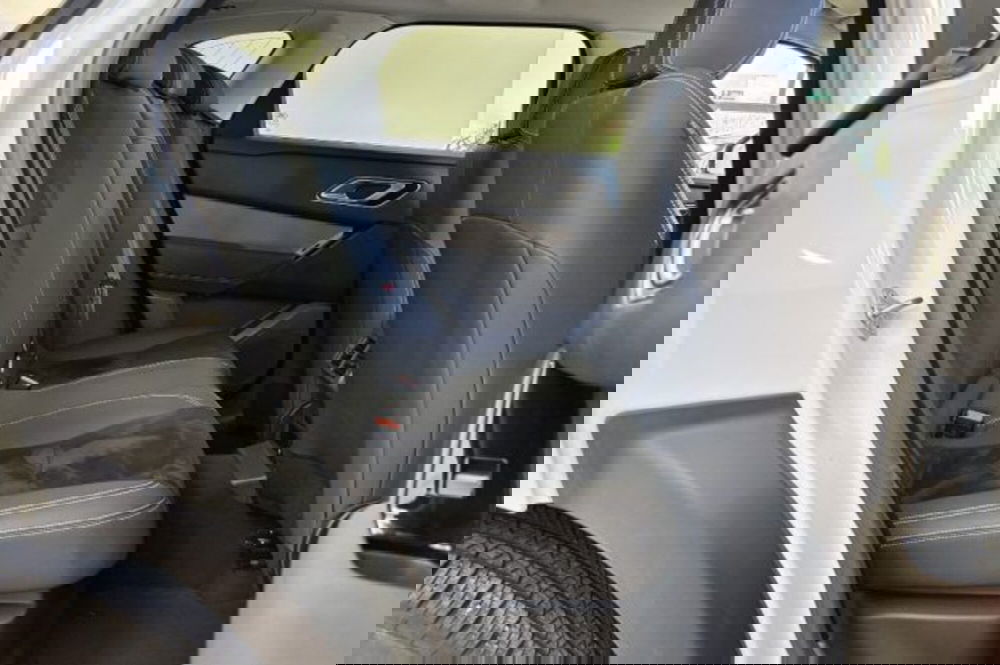 Land Rover Range Rover Velar usata a Latina (10)