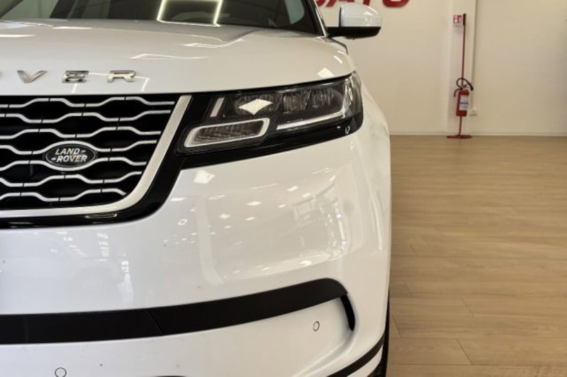 Land Rover Range Rover Velar usata a Latina (11)