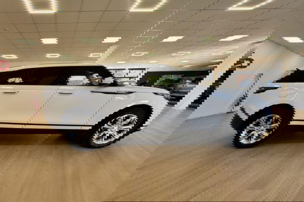 Land Rover Range Rover Velar usata a Latina (4)