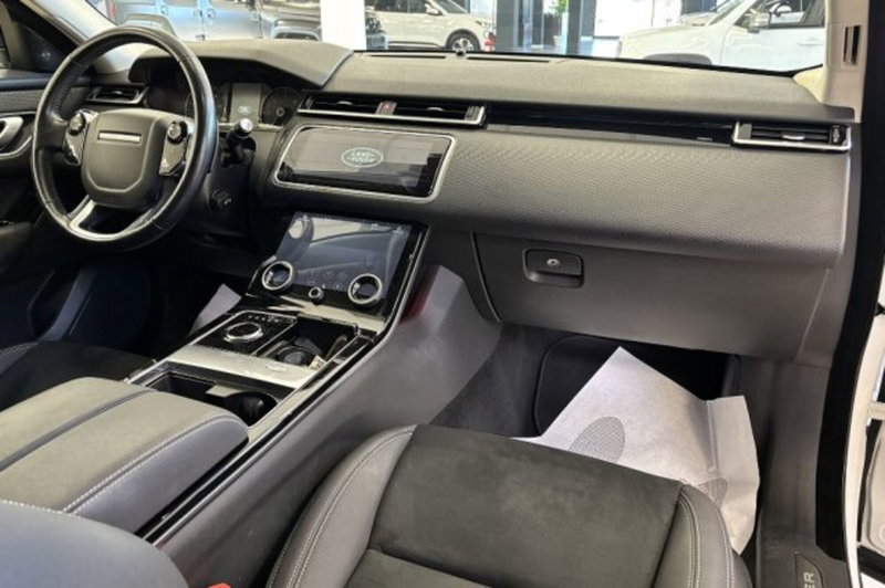 Land Rover Range Rover Velar usata a Latina (9)