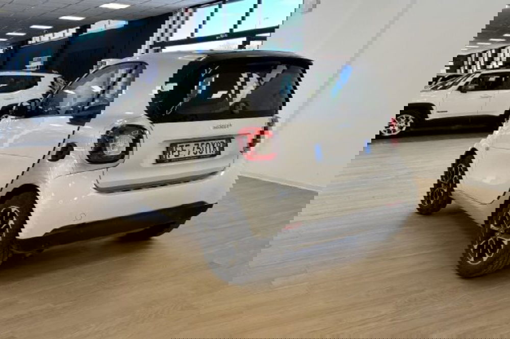 smart Fortwo usata a Latina (5)