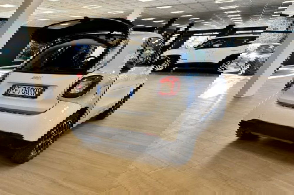 smart Fortwo usata a Latina (7)