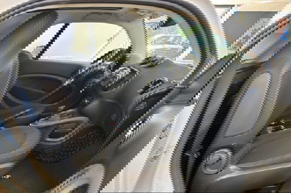 smart Fortwo usata a Latina (8)