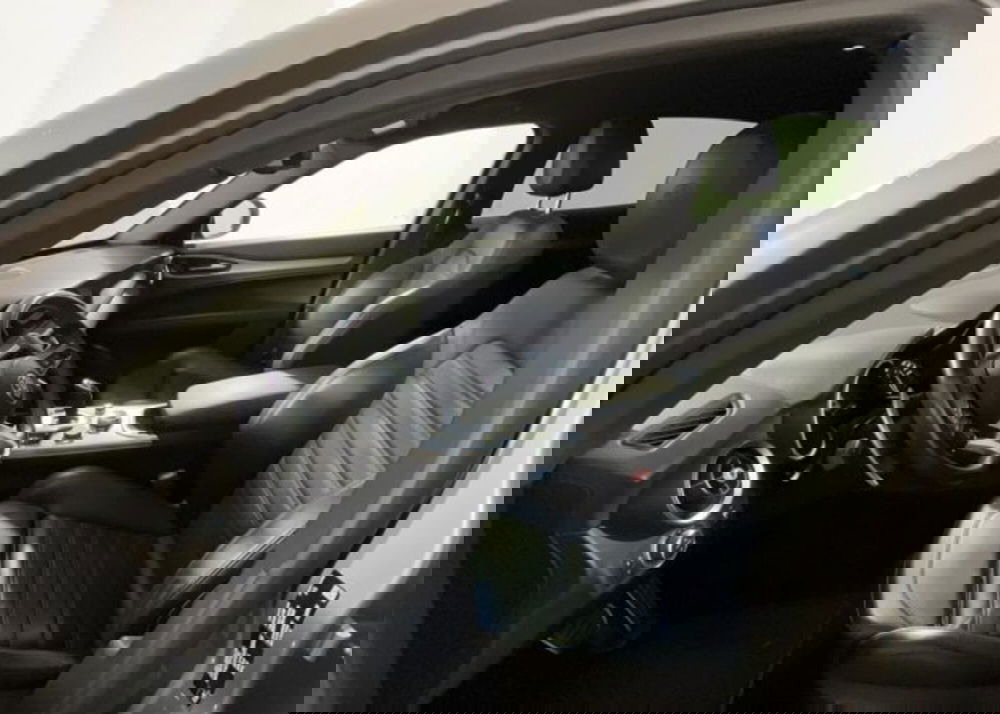 Alfa Romeo Stelvio usata a Firenze (13)