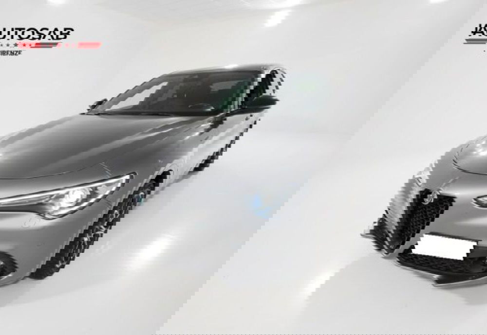 Alfa Romeo Stelvio usata a Firenze (3)