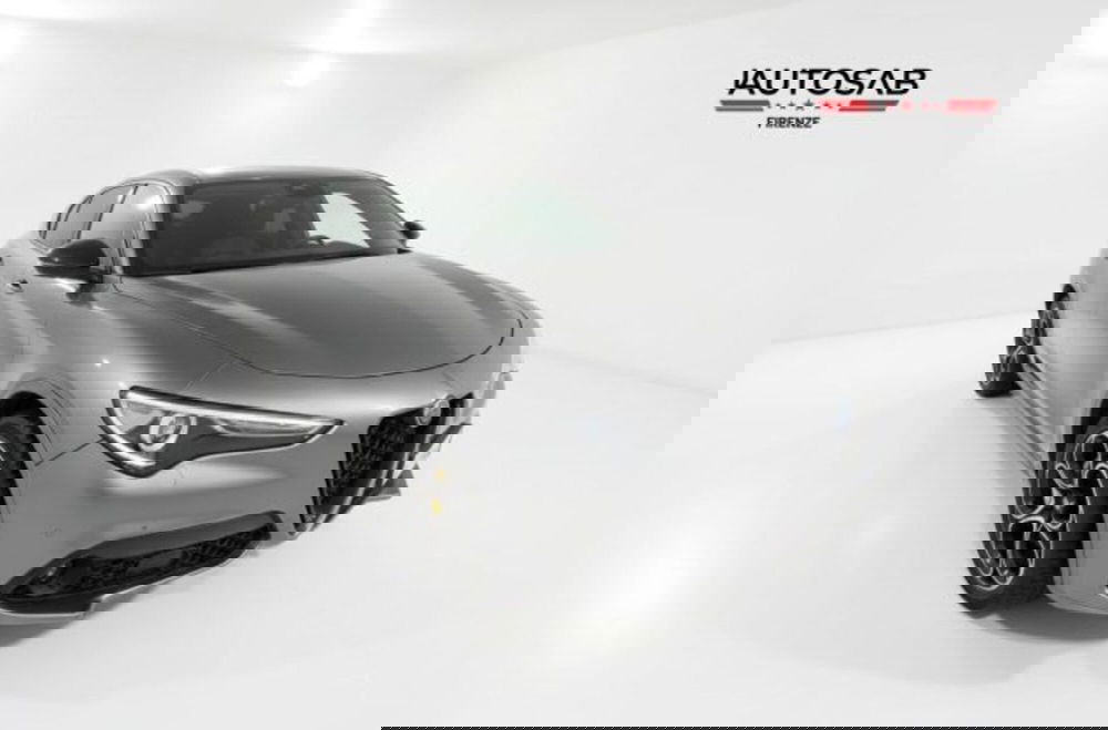 Alfa Romeo Stelvio usata a Firenze (4)