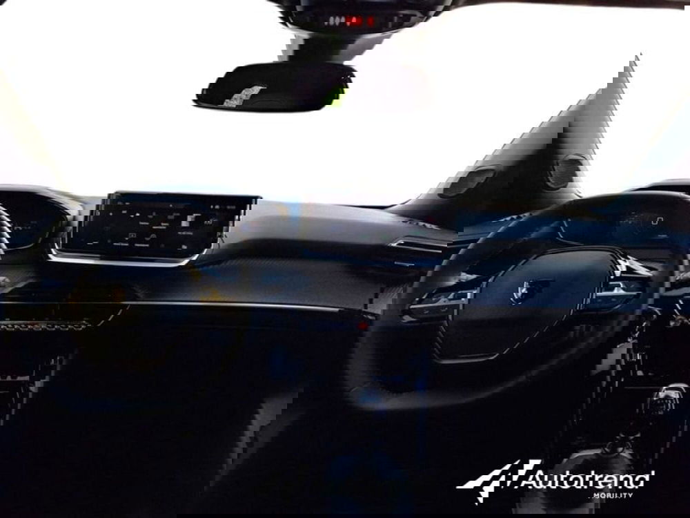 Peugeot 2008 usata a Lecce (7)