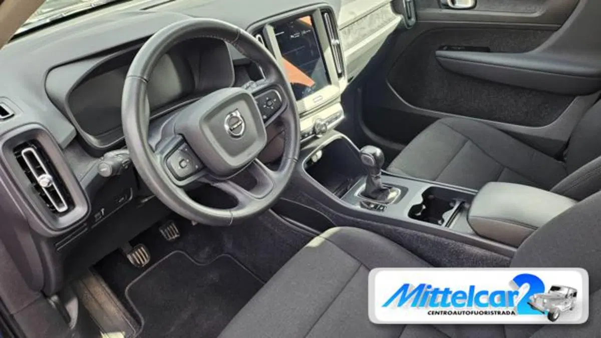 Volvo XC40 usata a Udine (10)
