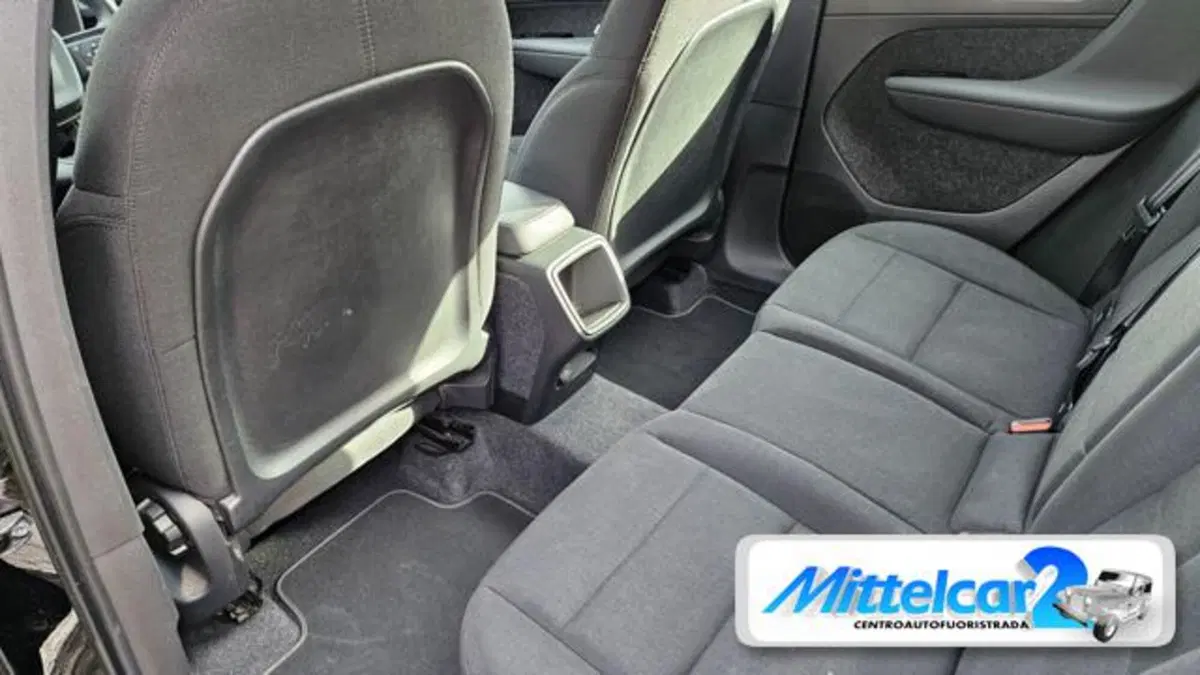 Volvo XC40 usata a Udine (11)