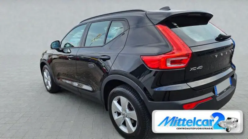 Volvo XC40 usata a Udine (2)