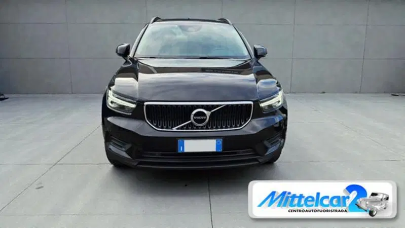 Volvo XC40 usata a Udine (7)