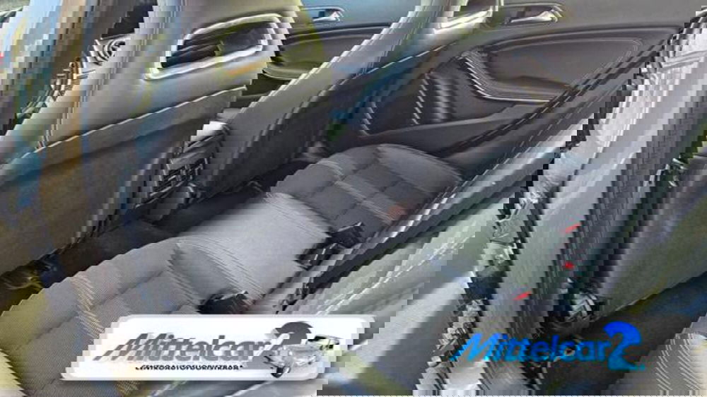 Mercedes-Benz GLA SUV usata a Udine (10)