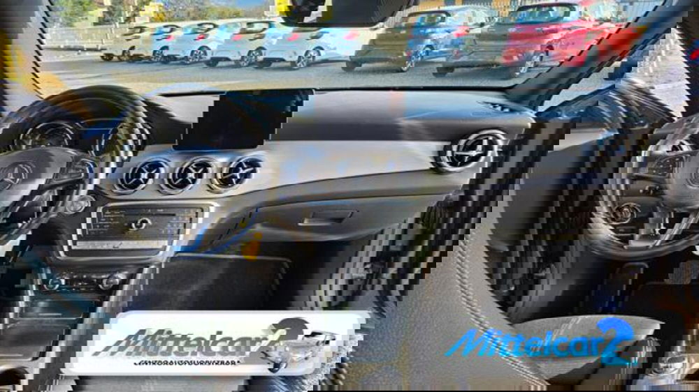 Mercedes-Benz GLA SUV usata a Udine (14)