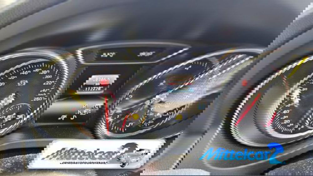 Mercedes-Benz GLA SUV usata a Udine (15)