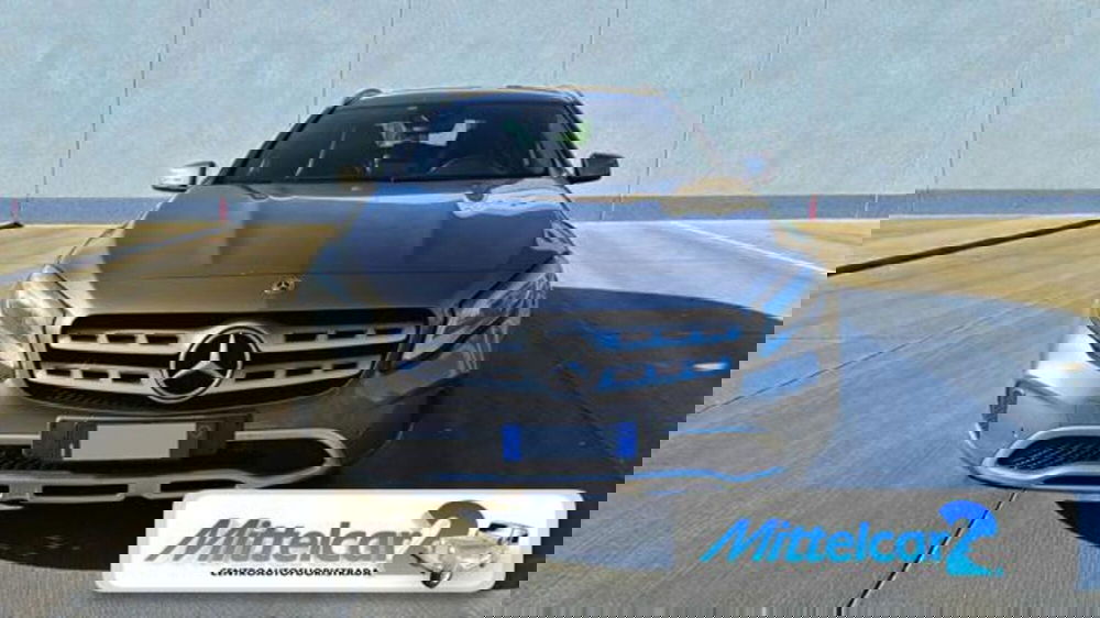 Mercedes-Benz GLA SUV usata a Udine (7)