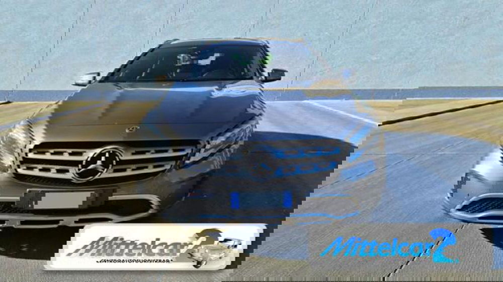 Mercedes-Benz GLA SUV usata a Udine (8)