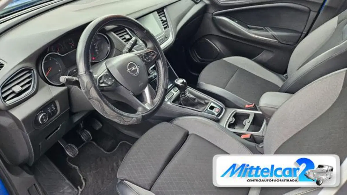 Opel Grandland X usata a Udine (12)