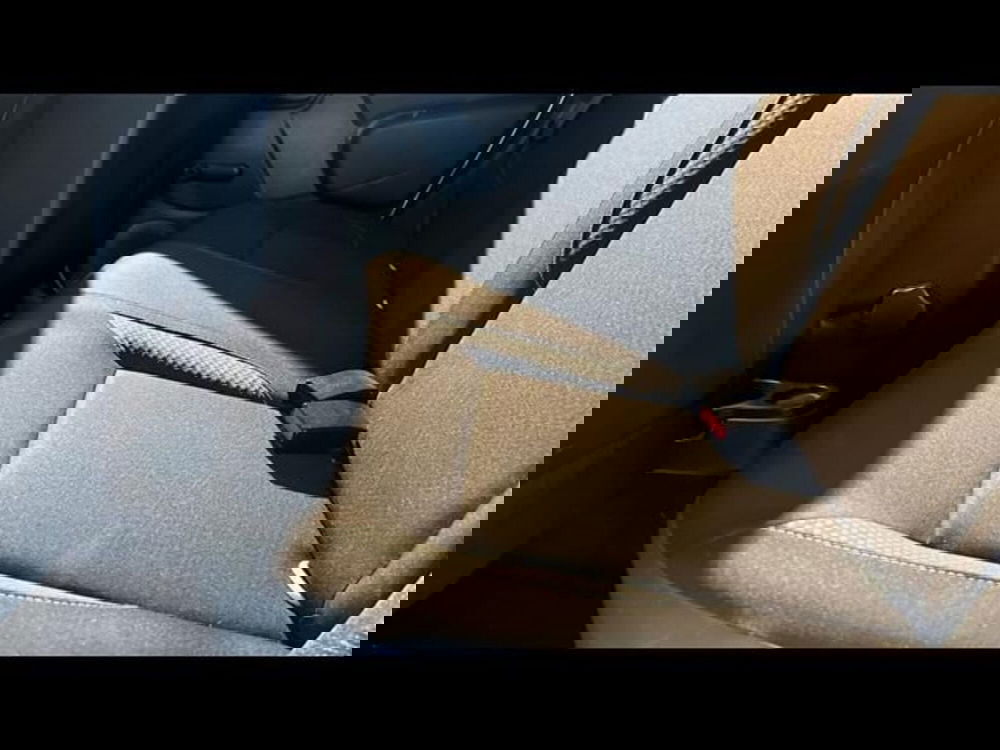 Dacia Duster usata a Firenze (13)